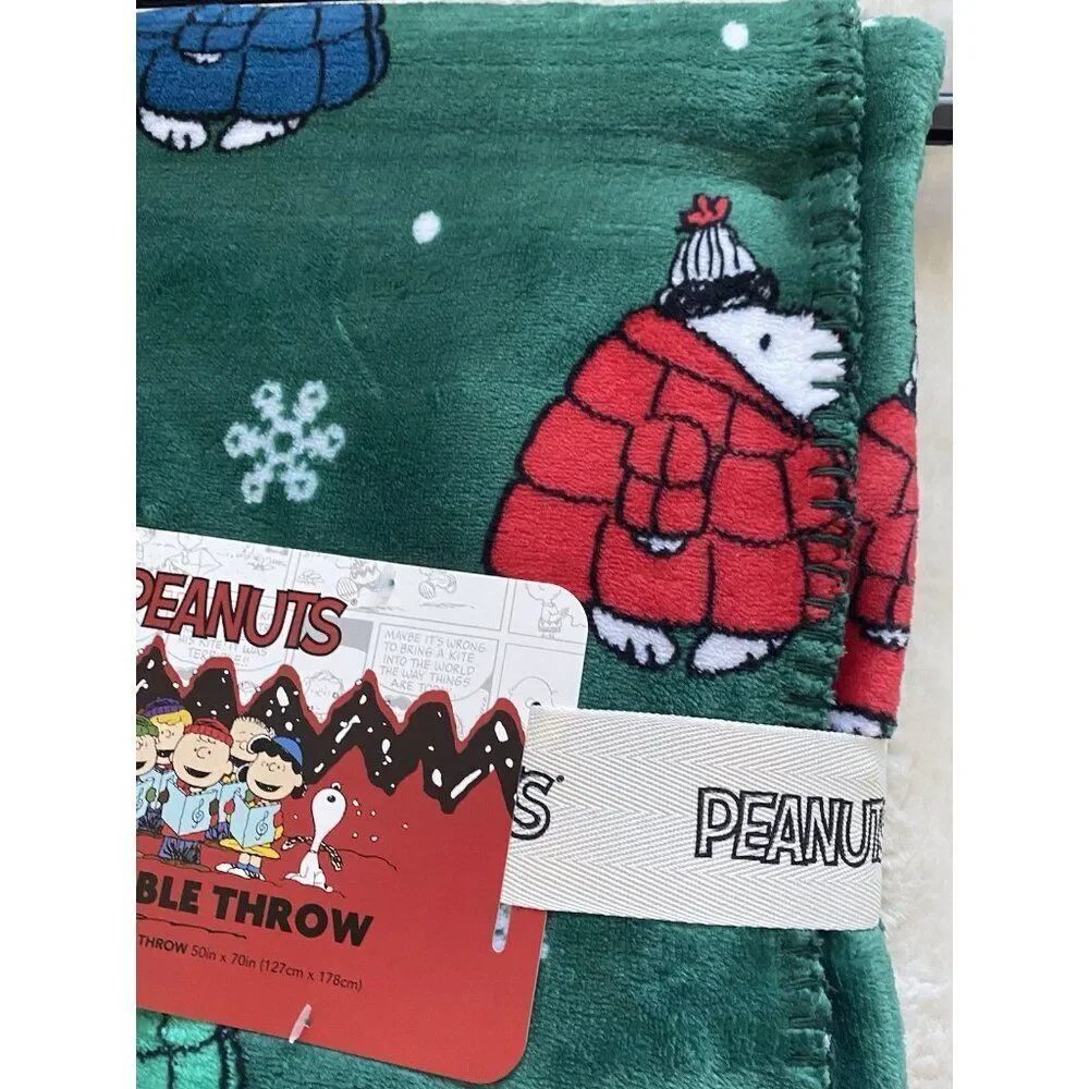 Snoopy Peanuts Puffer Jacket Snowflakes Reversible 50‎ X 70